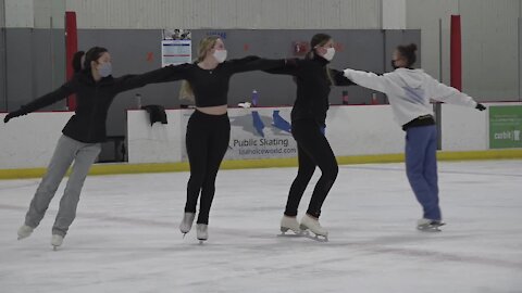 Figure skaters prepare for Christmas show after Ice World opens back up