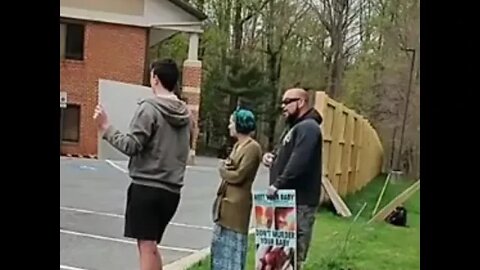 Man asks for forgiveness at abortion mill