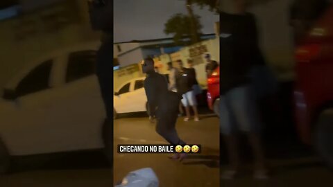 PITBULL TA NA PIXTA CHEGANDO NO BAILE CHEIO DE MARRA ( MEME ) ( VIRAL ) ( RINDO ) #shorts