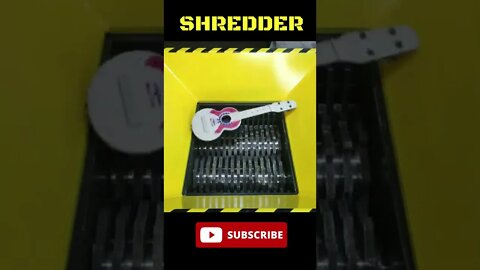 Teste de força / Shredder VS Violão Desafinado #Shorts