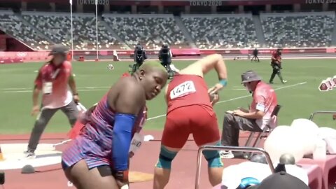 US shot putter Raven Saunders twerks to celebrate her silver medal at Tokyo Olympics #usa #olympics