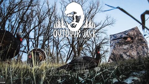 Bowhunting Turkeys! Nebraska Gobbler at 5 Yards | 2022 Turkey Season Outdoor Jack