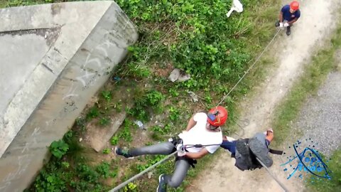 Descendo de Rapel pela Primeira Vez