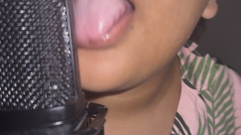 Mic licking Asmr