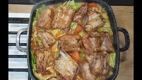 RIBS STEWED ON SWEET CABBAGE SUPER FAMILY DINNER