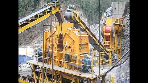 Sand extraction method. Sand crushing and grinding machine. In quarries