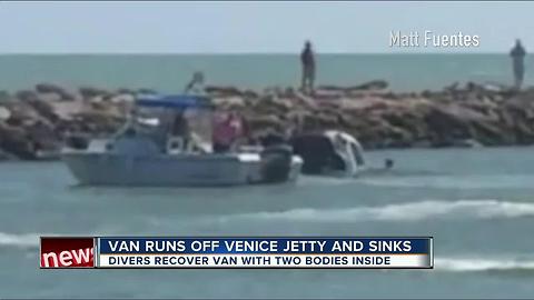 Van runs off Venice jetty and sinks