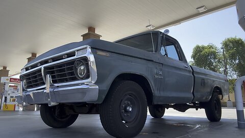 Gas Station Cold Start 1974 Ford F250