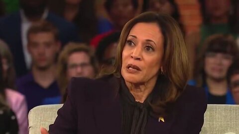 Kamala Is Incapable Of Answering A Question And After 3 Minutes Of Nonsense Oprah Had To Save Her