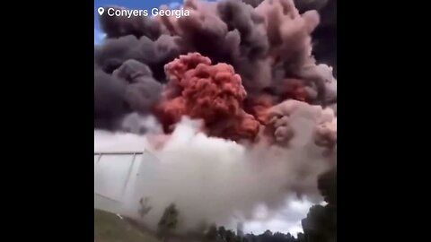 A BIOLAB IN GEORGIA ON FIRE AND SENDING MASSIVE PLUMES