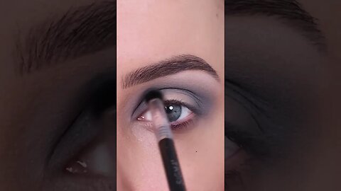 Black Smokey Eyes Tutorial #shorts