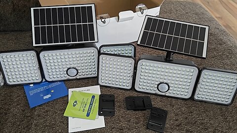 The Ultimate Jackyled Solar 3 Head Flood Lights - Illuminate Your World!