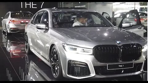 2nd FACELIFT BMW M760Li Donington Grey in slowmotion at Geneva Motor Show 2019