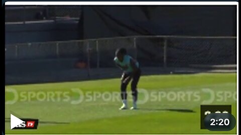 Colombia’s Linda Caicedo grabs chest, falls to the ground during practice