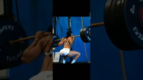 squat exercise training for cross fit Game #squat #crossfitgirl🏃‍♀️ #crossfitgames 🏋️‍♀️