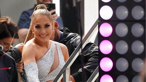 An Insight To Keeping Jennifer Lopez's Hair Shiny And Healthy