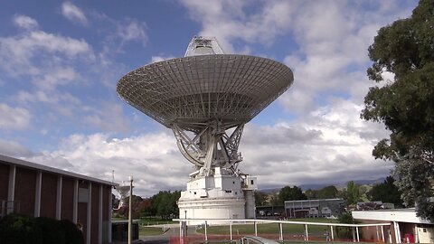 Time Lapse - DSS 43 NASA 70m Dish at Tidbinbilla Canberra Going To Stow