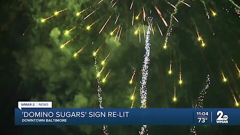 'Domino Sugars' sign re-lit on the Fourth of July