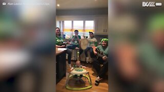 Malgré le confinement, cette famille fête la Saint-Patrick