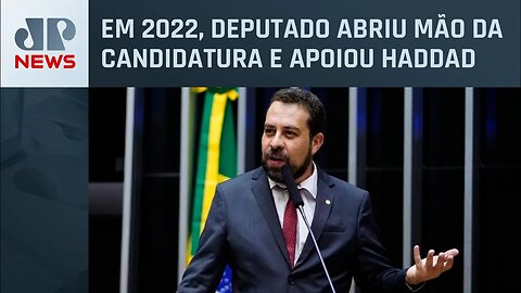 Vereadores do PT querem Boulos como candidato à prefeitura de SP; Schelp analisa