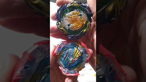 VALKYRIE vs FAFNIR COM BORRACHA (batalha de beyblade) #beyblade #beybladeburst #batalhadebeyblade