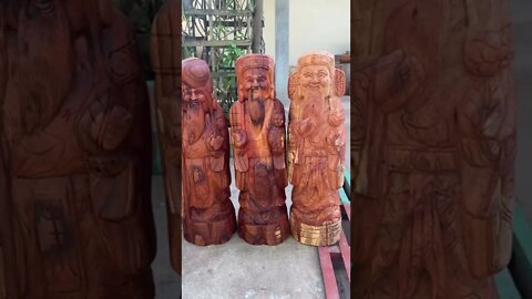 ចម្លាក់លោកតាបីអង្គ wooden old men