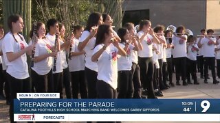 Gabby Giffords speaks to Catalina Foothills High School marching band