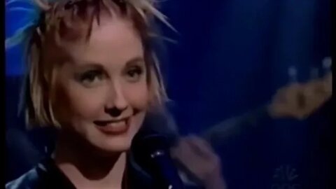 Sixpence None the Richer - Kiss Me - Live - USTV - 1999