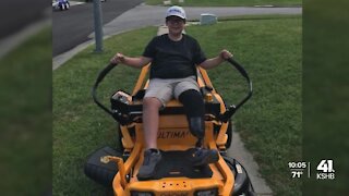 Leavenworth community cultivates support for boy whose lawnmower was stolen