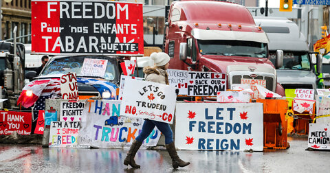 Truckers take on the Canadian Government and Joe Rogan goes after CNN