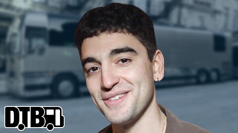 Adam Melchor - BUS INVADERS Ep. 1728