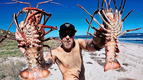 SOLO CAMPING in AUSTRALIA. camp fire cooking DAMPER. SO MANY CRAYFISH