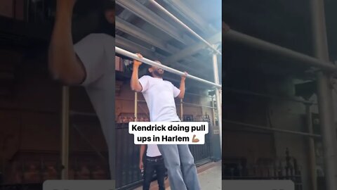 @Kendrick Lamar having a pull-up contest vs. ASAP Ferg’s uncle in NY #shorts #viral