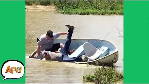 Small Boat, BIG FAIL! joy Funny Fails AFV