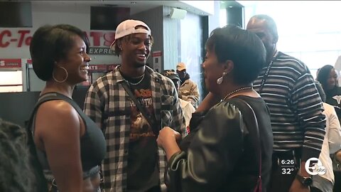 Browns CB Denzel Ward, family, hold Fitness Expo for heart health awareness