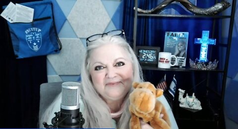 Q/A with Coach Annamarie - Faith Lane Live 11/23/22 Camel Day! Mail Call! Answering YOUR Questions!