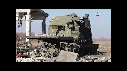 Destruction of the Ukrainian S-300 anti-aircraft missile system with high-precision weapons.