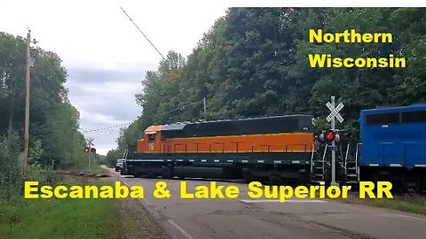 I've Always Loved Trains Across This Rural Railroad Crossing In Wisconsin! #trains | Jason Asselin