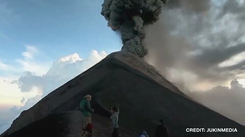 5 Monster Volcano Eruptions Caught On Camera