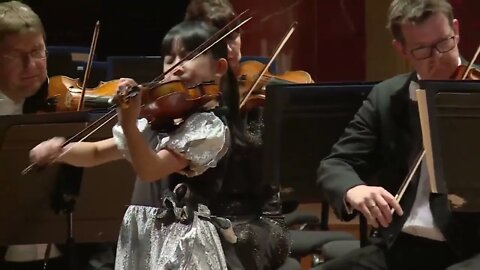 CHLOE CHUA / Menuhin Competition 2018, Closing Gala-12