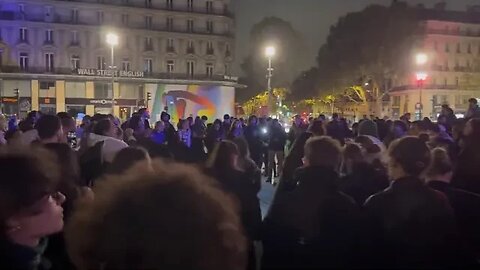 #ceasefirenow Rally in Paris - Israel The World Is Watching