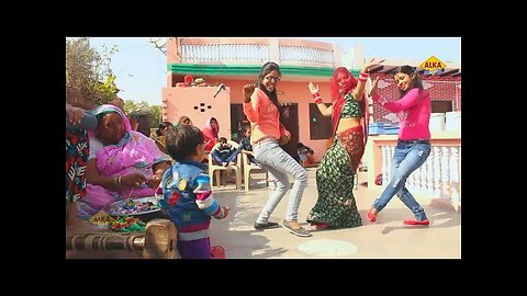 नन्द और उसकी सहेली ने किया बहु के साथ Dance में कॉम्पिटिशन ｜｜ Manna Jeete ji maregi danger look Teri