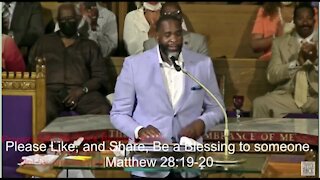 Ex-Detroit Mayor Kwame Kilpatrick preaches at Detroit church