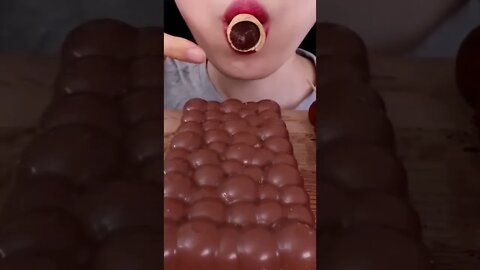 ASMR MUKBANG｜CHOCOLATE MARSHMALLOW KINDER RICE CAKE ICE CREAM SNACK