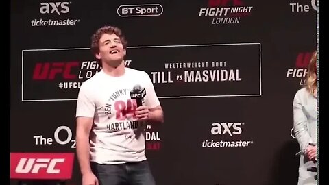 Drunk Conor Mcgregor fan to Ben Askren “you like a beanbag with arms and legs”