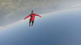 Thrilling freeflying skydiving session