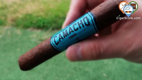 Can a Cigar Taste IN-Expensive? The Camacho Ecuador Robusto - CIGAR REVIEWS by CigarScore