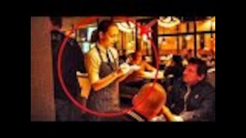 A millionaire mocked a poor family in expensive restaurant The waitress' act spread all the world