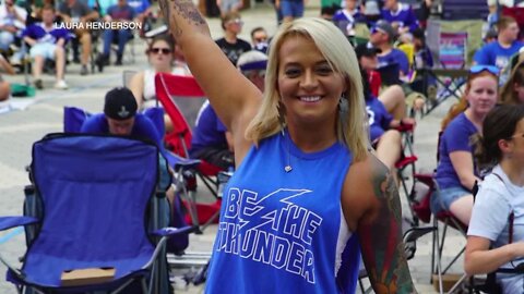 Lightning fan says hockey helped her recover from drug addiction