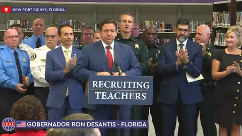 🇺🇸 Ron DeSantis · Conferencia de prensa en New Port Richey, Florida (16 agosto 2022)